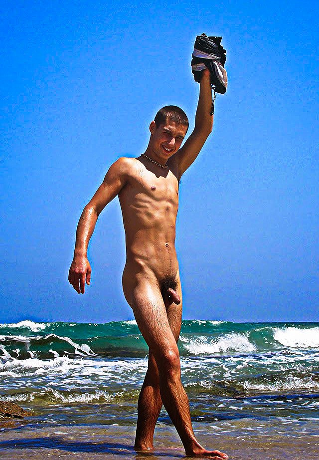 Boner Nude Beach Shots - Nude beach and public nudity guys - Gay Porn Wire
